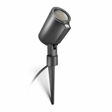 Der Steinel Spot Garden ist ein smarter LED-Gartenstrahler, der sich ideal zur Beleuchtung von Wegen, Pflanzen oder Fassaden eignet. Mit seiner smarten Steuerungsfunktion lässt er sich bequem per App bedienen und ist dank seiner wetterfesten Bauweise optim